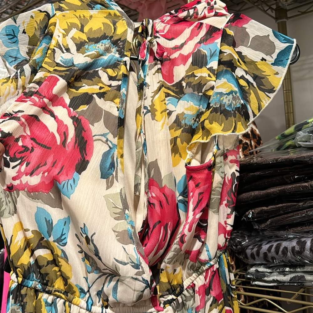 Floral Maxi Dress - Picture 8 of 9